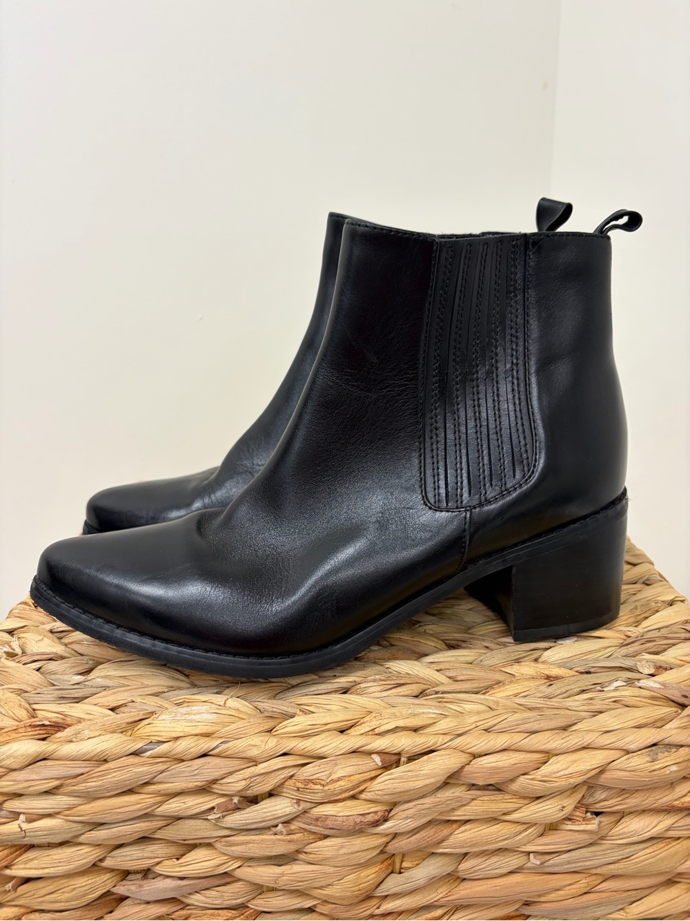 Blondo Black Leather Chelsea Ankle Boots with Block Heel